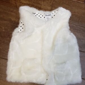Lily wicker girls 3t vest.